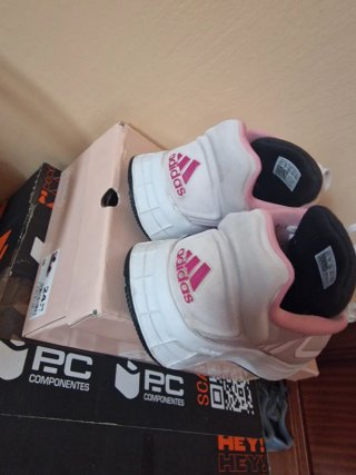 Zapatillas Deportivas Adidas Mujer Rosa y Blanco