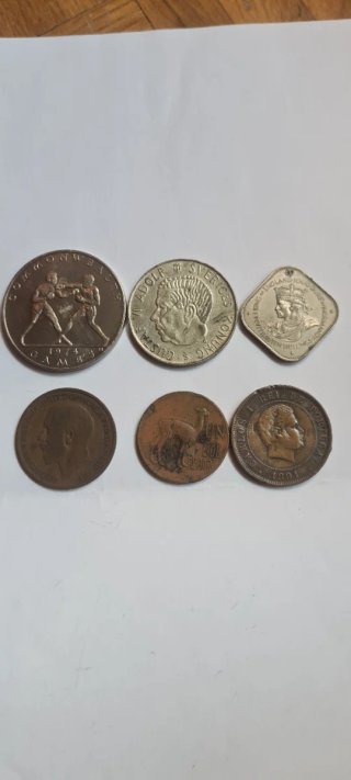 Lote 6 monedas de distintos países