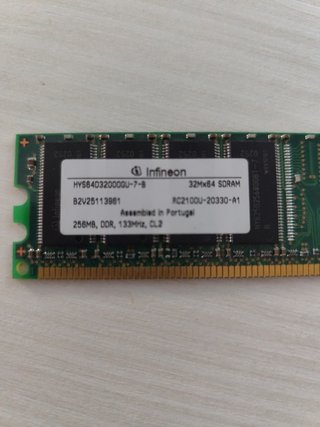 Módulo Memoria RAM Infineon 256MB DDR1 HP