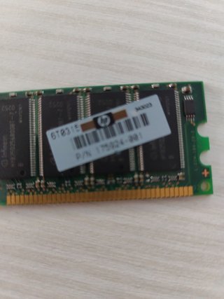 Módulo Memoria RAM Infineon 256MB DDR1 HP
