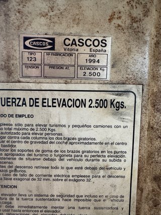 Elevador de coches CASCOS 2500kg 1994