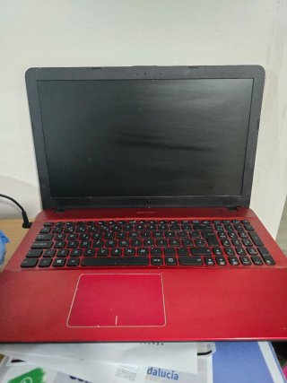 Portátil Asus Rojo