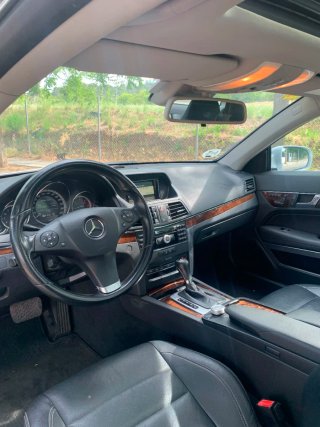 Mercedes-Benz E250