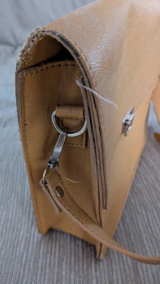 Bolso mostaza de piel