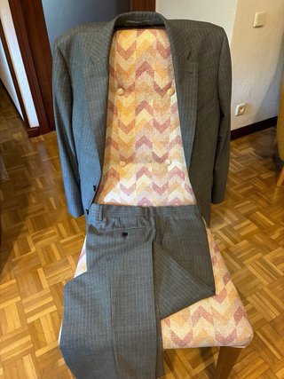 Traje caballero gris raya diplomática. Mirto. T.48