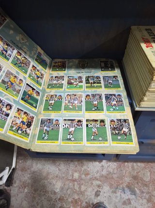 Álbum Liga Fútbol 81-82 Cromos