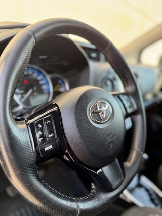Toyota Yaris Hibrido Automatico 2016 Valencia