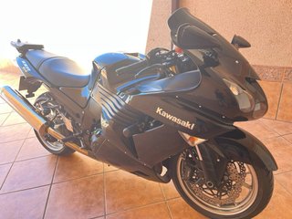 Kawasaki ZZR 1400 Negra
