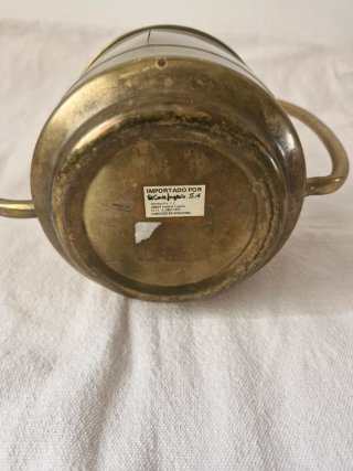 Regadera de latón