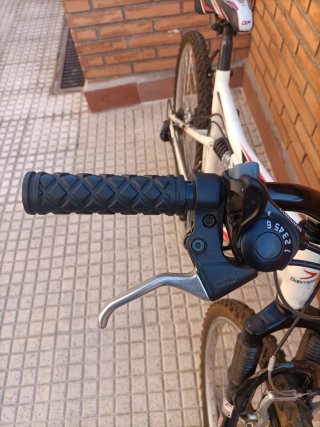 Bicicleta 24"COBRA