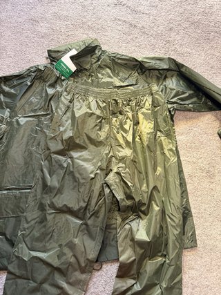Traje de agua básico verde
