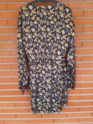 Vestido Zara floral corto falda pantalón M