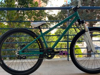 Bicicleta Dirt Jump Mongoose Ritual Hi 26"