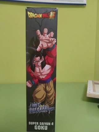 Figura Goku SS4 Limit Breaker 30cm