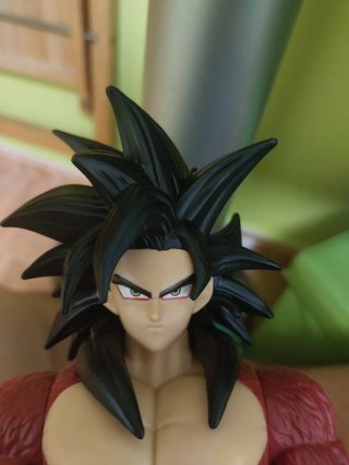 Figura Goku SS4 Limit Breaker 30cm