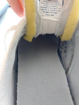 Scarpe sportive chiare