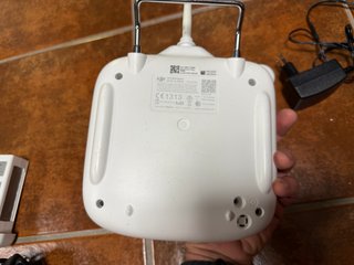 Emisora de control remoto para dron DJI Phantom 3.