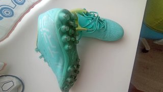 Botas de fútbol Puma multitacos