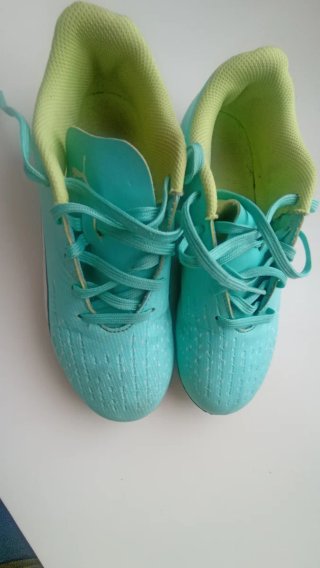Botas de fútbol Puma multitacos