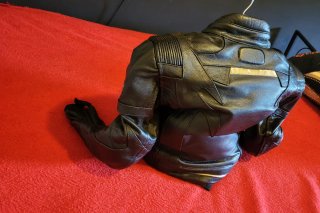 Traje de moto de cuero negro talla 36 unisex.