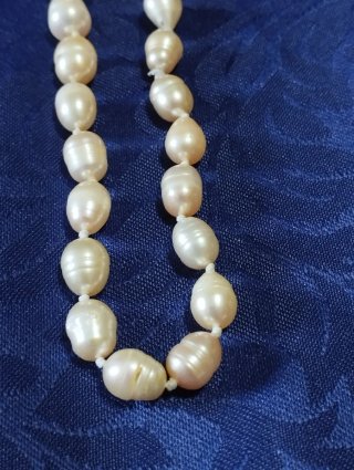 Lunga collana vintage perle beige/rosa