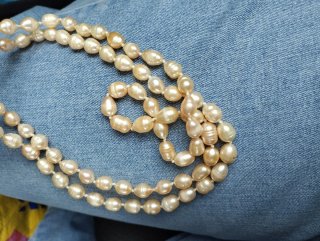 Lunga collana vintage perle beige/rosa