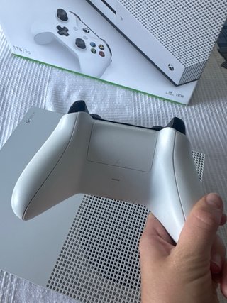 Xbox One S 1TB Bianca