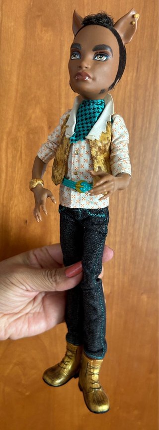 Muñeco Monster High Clawd Wolf Freak Du Chic