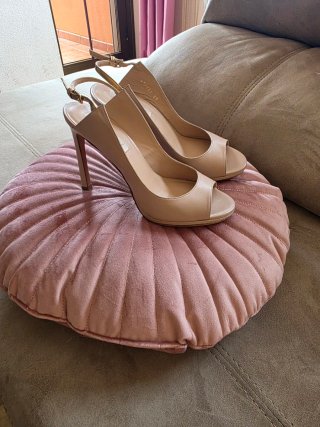 Pura Lopez Tacones Rosa y Dorado