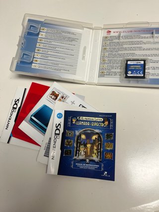 Profesor Layton: La Llamada del Espectro (Nintendo