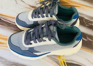 Sneakers sportive per bambini taglia 36