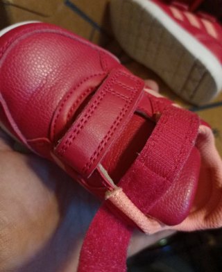 Zapatillas Adidas Rojas Velcro Niña