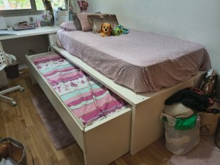 Cama nido con escritorio y cajonera