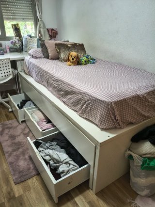 Cama nido con escritorio y cajonera