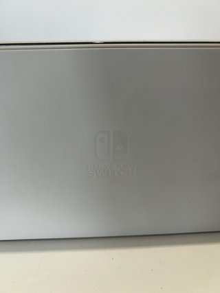 Nintendo Switch OLED Blanca + Accesorios