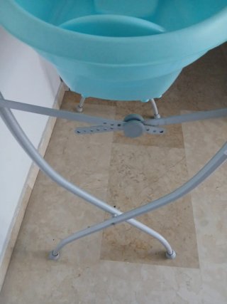 Bañera para bebé con soporte