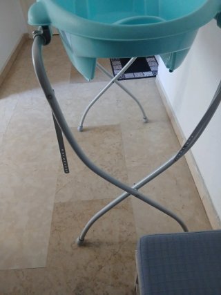 Bañera para bebé con soporte