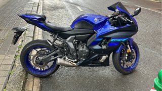 Yamaha R7 azul