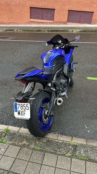 Yamaha R7 azul