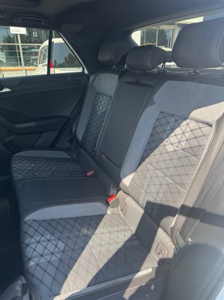 Volkswagen T-Roc 2023 por 338€/mes