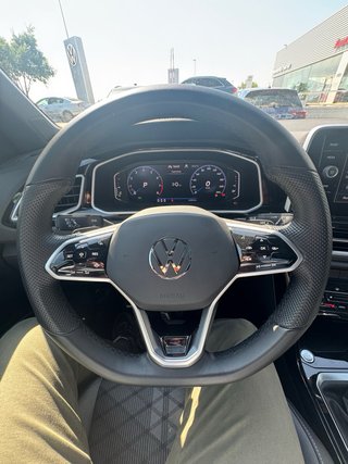 Volkswagen T-Roc 2023 por 338€/mes