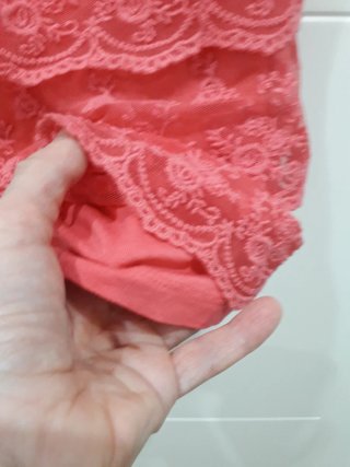 Blusa tirantes encaje rosa coral