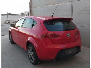 SEAT LEON (1P1)