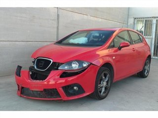 SEAT LEON (1P1)