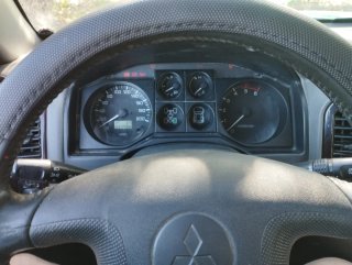 Mitsubishi Montero .año 2000