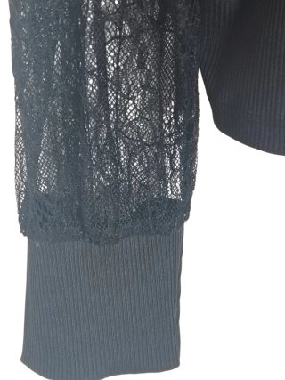 Camiseta Lola Casademunt negra encaje