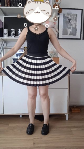 Falda corta plisada con elastico