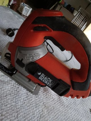 Sierra de calar Black & Decker 600W KS999E
