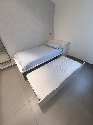 Cama nido 200x115 de 2 camas + mesita 2 cajones