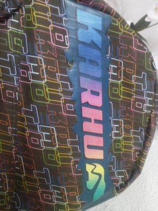 Mochila Karhu multicolor
